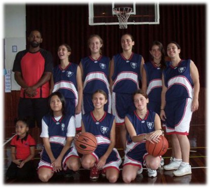 Chloe_CR_b-ball_tourney_2003-10.jpg