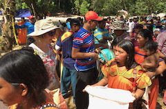 Yvonne_food_distribution-240.jpeg